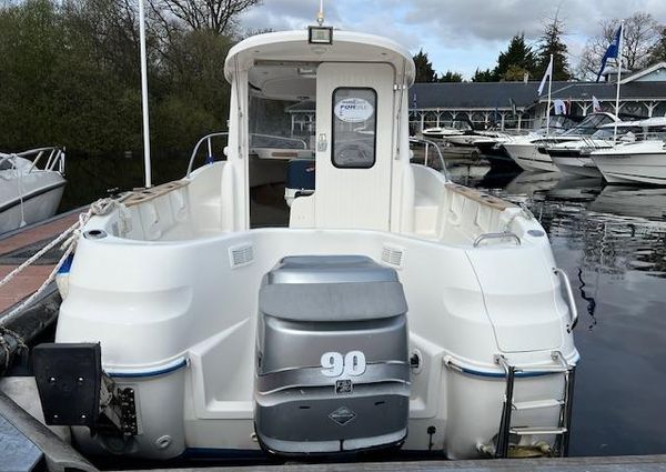 Quicksilver 640-PILOTHOUSE image