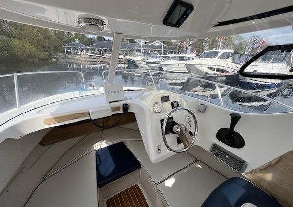 Quicksilver 640-PILOTHOUSE image