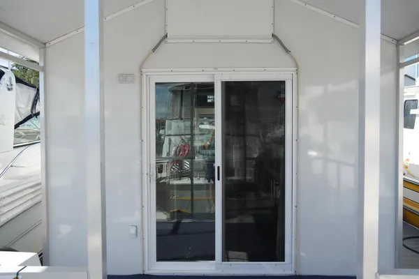 Catamaran Aqua Lodge image