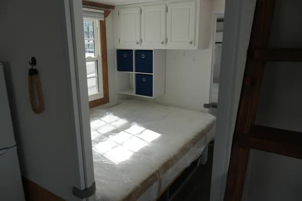 Catamaran Aqua Lodge image