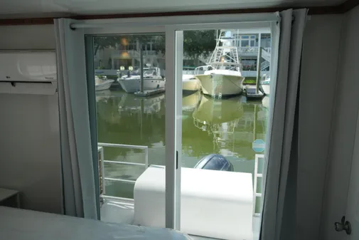 Catamaran Aqua Lodge image