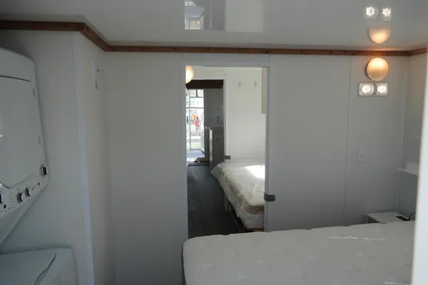 Catamaran Aqua Lodge image