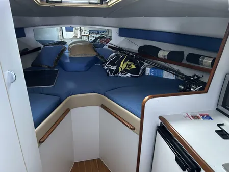 Tiara Yachts 2900 Coronet image