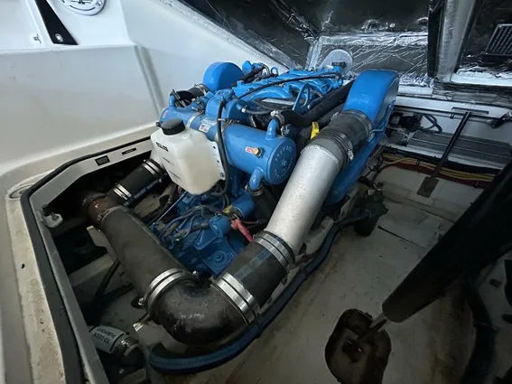 Tiara Yachts 2900 Coronet image