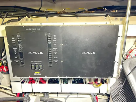 Sea Ray 52 Sundancer image