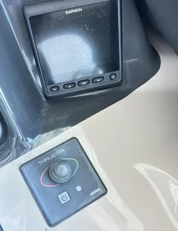 Sea Ray 52 Sundancer image