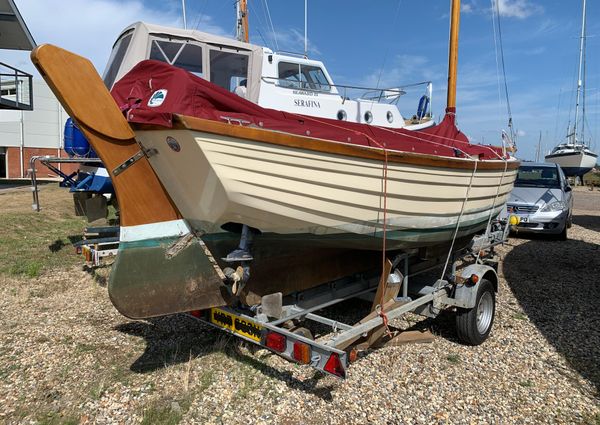 Character-boats COASTAL-WEEKENDER image