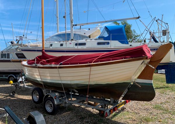 Character-boats COASTAL-WEEKENDER image