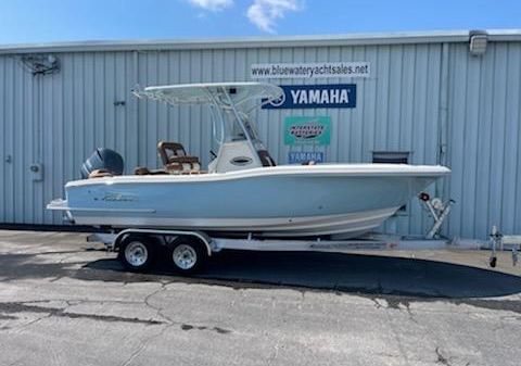 Pioneer 222 Islander