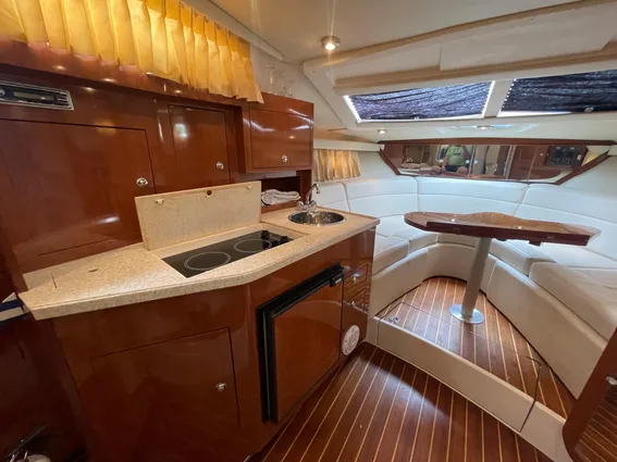 Regal 3060 Window Express image