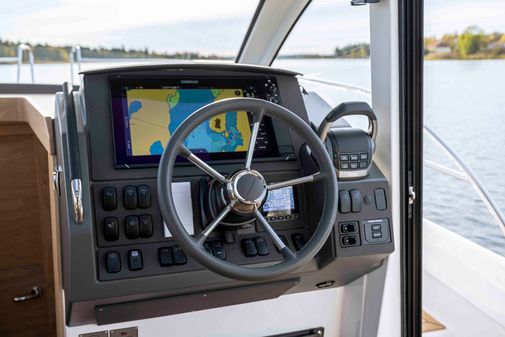 Nimbus 365-COUPE image