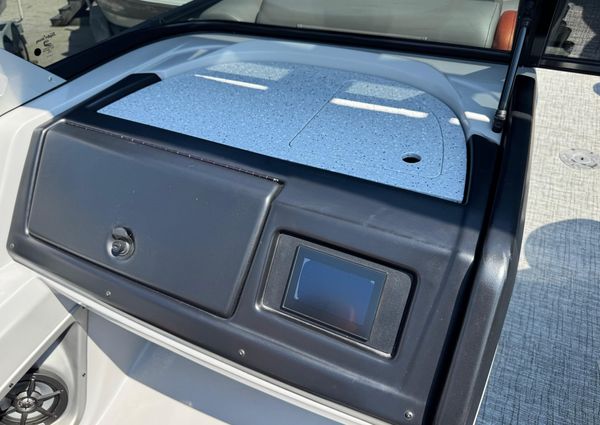 Berkshire 250-SUPER-SPORT-PREMIUM image