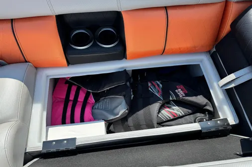 Berkshire 250-SUPER-SPORT-PREMIUM image