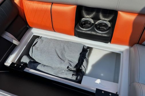 Berkshire 250-SUPER-SPORT-PREMIUM image