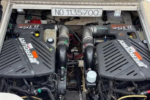 Chaparral Signature 350 image