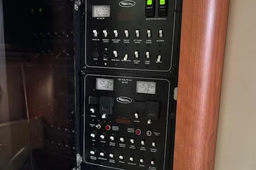 Chaparral Signature 350 image