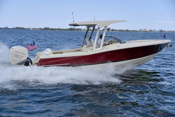 Chris-Craft Calypso 26 - main image