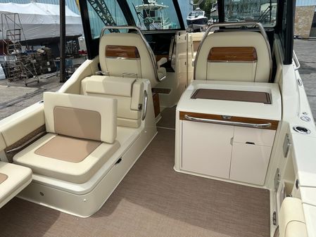 Chris-craft CALYPSO-32 image