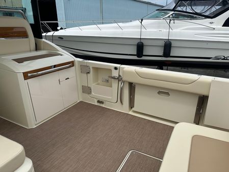 Chris-craft CALYPSO-32 image