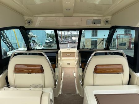 Chris-craft CALYPSO-32 image