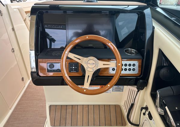 Chris-craft CALYPSO-32 image