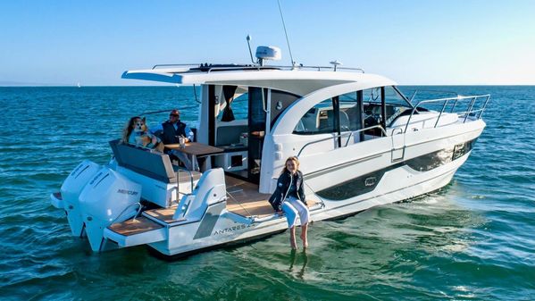 Beneteau Antares 11 OB image