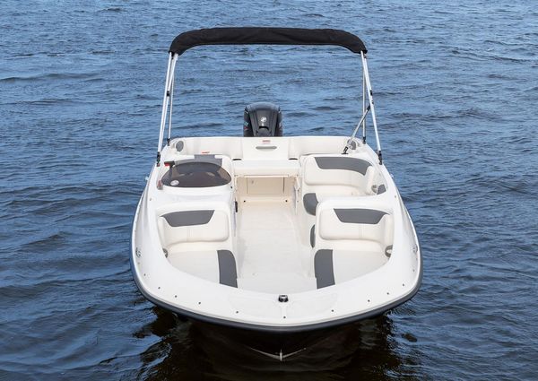 Bayliner ELEMENT-E18 image