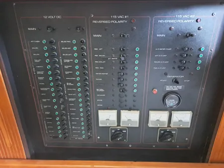 Carver 3807 Aft Cabin Motor Yacht image