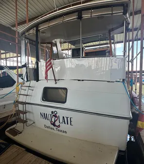 Carver 3807 Aft Cabin Motor Yacht image