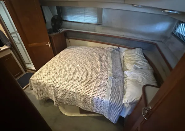 Carver 3807 Aft Cabin Motor Yacht image