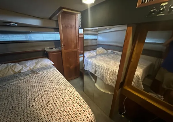 Carver 3807 Aft Cabin Motor Yacht image