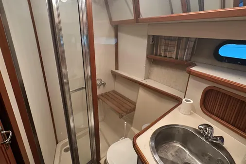 Carver 3807 Aft Cabin Motor Yacht image