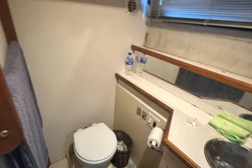 Carver 3807 Aft Cabin Motor Yacht image