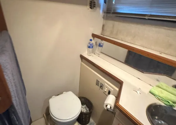 Carver 3807 Aft Cabin Motor Yacht image