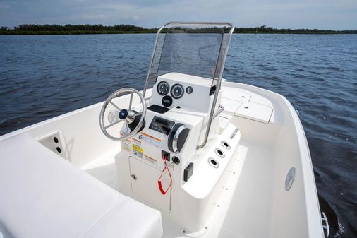 Bayliner TROPHY-T18 image