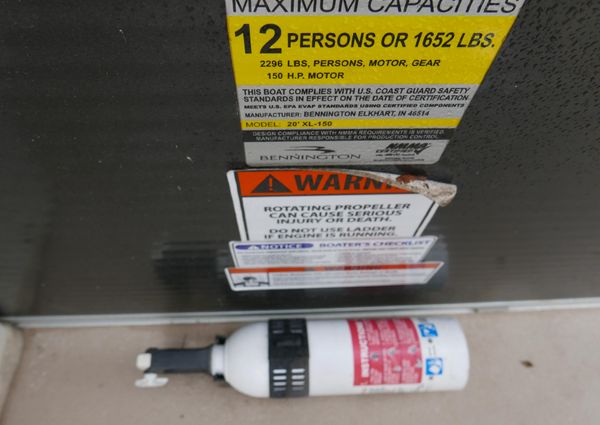 Bennington 22SLX image