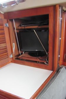Catalina 36 image