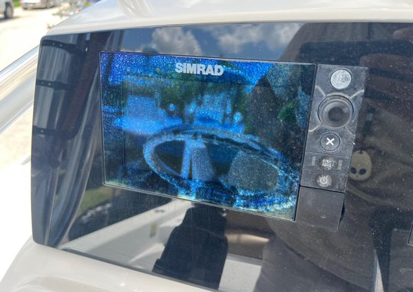 Sportsman MASTERS-247-BAY-BOAT image