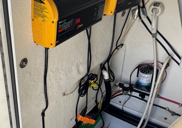 Sportsman MASTERS-247-BAY-BOAT image