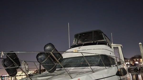 Carver 396 Motor Yacht