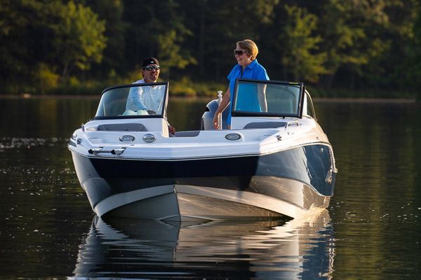 NauticStar 203 DC - main image