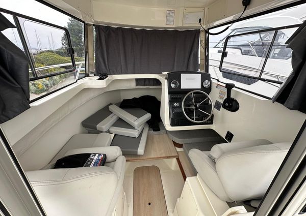 Quicksilver 625-PILOTHOUSE image