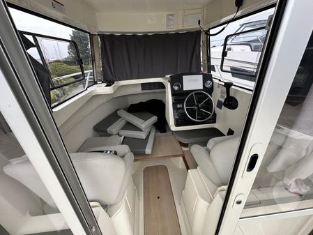 Quicksilver 625-PILOTHOUSE image