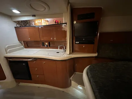 Sea Ray 320 Sundancer image