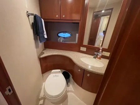 Silverton 34 Convertible image