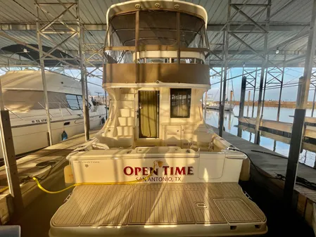 Silverton 34 Convertible image