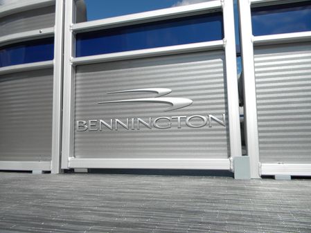 Bennington 21SXL image