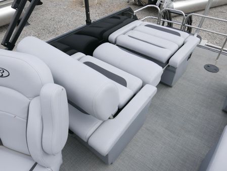 Bentley-pontoons LEGACY-223-QSB image