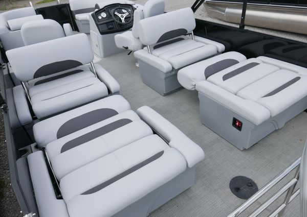 Bentley-pontoons LEGACY-223-QSB image