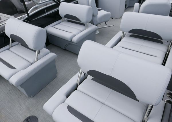 Bentley-pontoons LEGACY-223-QSB image